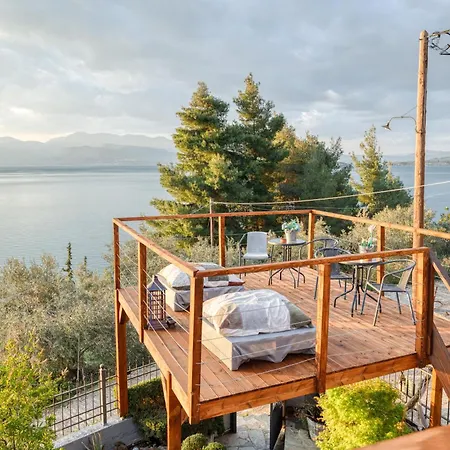 Magical View 1 Asproneri, * Kamena Wurla