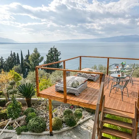 Magical View 1 Asproneri, Kamena Wurla