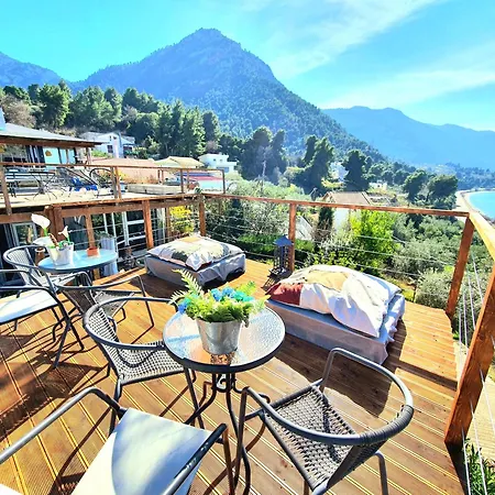 Magical View 1 Asproneri, Kamena Wurla